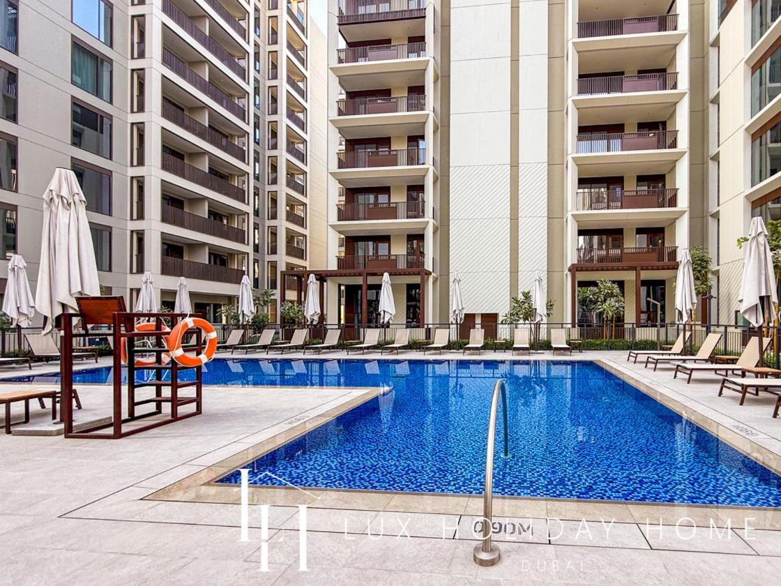 Lux The Orchid Creek * Dubai