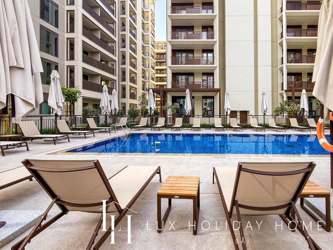 Lux The Orchid Creek Apartment Dubai